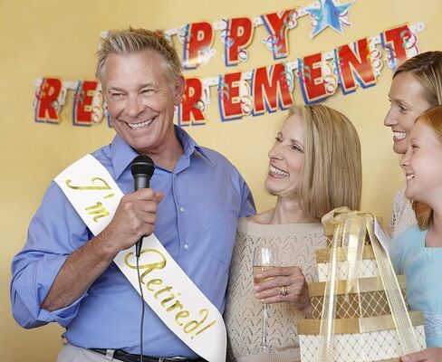 I’m Retired! Sash – Black & Gold Foil Retirement Sash for Women and Men & Large Safety Pin. Great for Retirement Party, Events and Decorations by JPACO (Black) in Kuwait