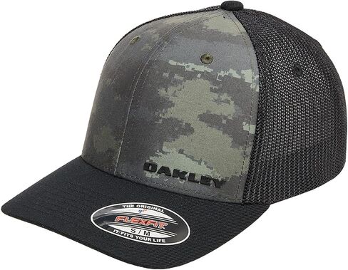 Oakley Men's Trucker Cap in Saudi Arabia