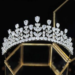Aoligrace 5A مكعب زركونيا تيجان الزفاف وتاج للنساء العروس الصغيرة الأزهار خوذة الحلو 16 مجوهرات الشعر Quinceanera in Kuwait
