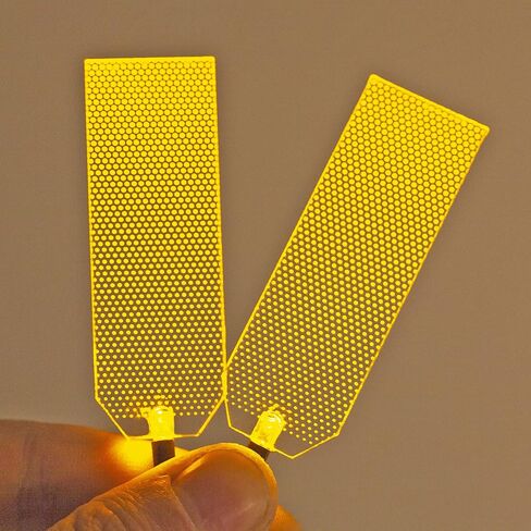 ملنيتوس باتمان ديكورات أكريليك LED ضوء خوذة أضواء كوسبلاي DIY عدة RGB خارقة للرجال والأطفال هدايا باللون الأحمر in Kuwait