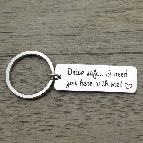 Simdes Drive Safe Handsome I Love You Trucker زوج سائق السيارة هدية الآباء سلسلة المفاتيح in Kuwait