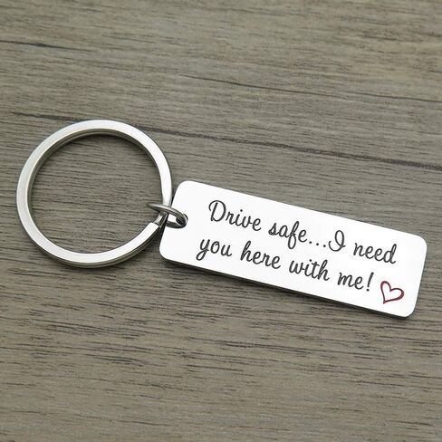 Simdes Drive Safe Handsome I Love You Trucker زوج سائق السيارة هدية الآباء سلسلة المفاتيح in Kuwait