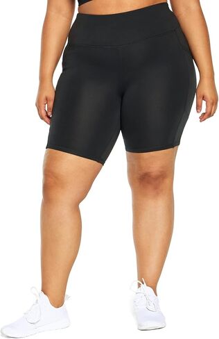 شورت برمودا للسيدات من مجموعة Balance بمقاس كبير وجيب عالي الارتفاع من Chloe in Kuwait