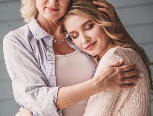 SOLINFOR 60th Birthday Gifts for Women - Sterling Silver Necklace with Gift Wrapping, Card - Six Circle for Her 6 Decade - 60 Years Old Jewelry Gift Idea in Kuwait