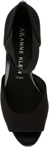 آن كلاين توفا in Kuwait