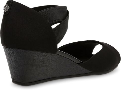 آن كلاين توفا in Kuwait