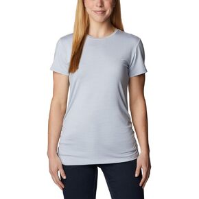 Columbia Women's Leslie Falls Short Sleeve in Saudi Arabia