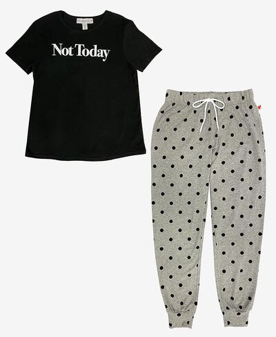 بنطال بيجامة من القطن مع الركض للنساء من Sub_Urban RIOT in Kuwait