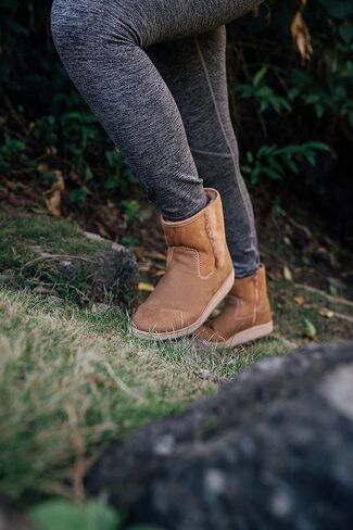 OLUKAI Pa'ina Hulu Women's Winter Boot, Soft Waterproof Leather & Wet Grip Sole, Medial Side Zipper for Easy Slip-On, Comfortable & Cute Style in Kuwait