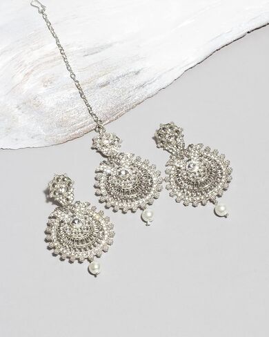 بيندهاني مجوهرات بوليوود الهندية للنساء، اكسسوارات شعر مانغ تيكا، غطاء راس لوصيفة العروس وحفلات الزفاف بنمط باهوبالي التقليدي مطلي بالفضة واقراط شاندبالي كوندان مجوهرات مانغ تيكا, كريستال معدن فضي in Kuwait