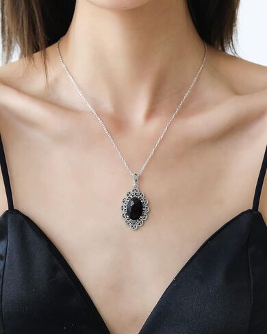 Mytys Coin Pendant Necklace for Women Gold and Silver Intertwined Crossover Pendant Two Tone Necklace in Kuwait