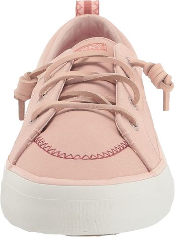 حذاء رياضي نسائي من الجلد قابل للغسل من Sperry Crest Vibe in Kuwait