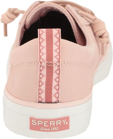 حذاء رياضي نسائي من الجلد قابل للغسل من Sperry Crest Vibe in Kuwait