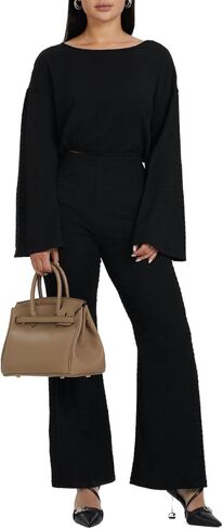 مجموعة ملابس رياضية للنساء من AUBG مكونة من قطعتين وبنطلون رياضي قصير وزي المطار للنساء in Kuwait