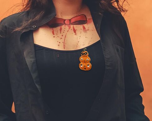 بروش اليقطين للهالوين، مجموعة من ثلاث طبقات من اليقطين مع ثلاثة وجوه، هدية مجوهرات برتقالية للنساء والفتيات، دبوس بروش لحفلات الهالوين in Kuwait