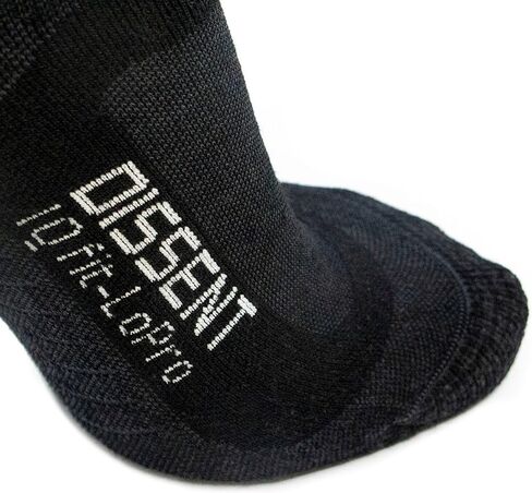 جوارب DISSENT Iq Fit LoPro عالية الأداء ومبطنة ودافئة فوق ربلة الساق طوال اليوم من صوف ميرينو للتزلج in Kuwait