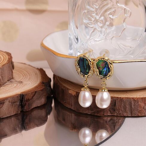 Sonateomber Freshwater Pearl Natural Shell Drop Dangle Earrings for Women Girls  – Cute Gold Pearls Earrings Dangling Prom Wedding Holiday Fashion Jewelry Gift in Saudi Arabia