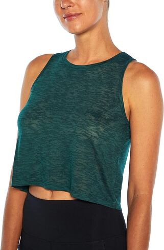 قميص بدون أكمام نسائي أساسي من مجموعة Balance in Kuwait