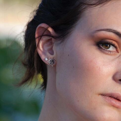 أقراط ZTISEEM الكلاسيكية ذات اللون الأسود على شكل عباد الشمس، أقراط من الفولاذ المقاوم للصدأ للنساء والفتيات in Kuwait