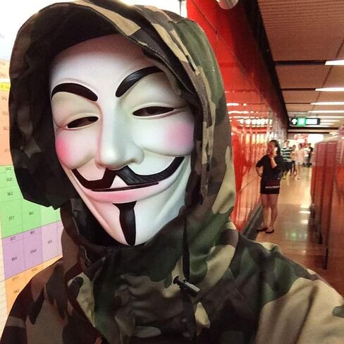 4packs Ayaoch V for Vendetta Guy Mask Halloween Cosplay Masquerade Prop Bar Party Masks للجنسين in Kuwait
