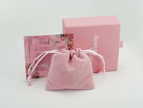 French Runway Divine Guardian: St. Christopher Gold Coin Necklace - Fashion 18k Gold Medal Jewelry in Kuwait