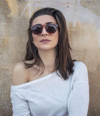 EYLRIM Classic Polarized Round Sunglasses for Women Men Vintage Style Lightweight Circle Frame Sun Glasses in Kuwait