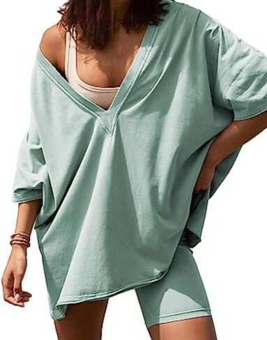 Womens 2 Piece Outfits Oversized Hot Shot Reversible set V Neck T Shirt Biker Shorts Workout Sets in Kuwait