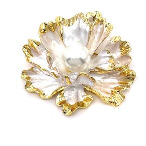 LAXPICOL Vintage Elegant Flower Brooch Pearl Wedding Broach Pin