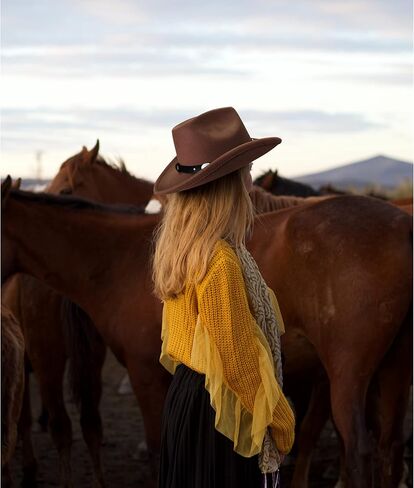 قبعة رعاة البقر ذات حافة واسعة للرجال والنساء من Lisianthus، قبعة راعية البقر الأمامية in Kuwait