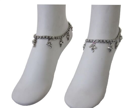 خلخال نسائي مصنوع يدويا من المعدن والنحاس المطلي بالفضة العتيقة | لحام دقيق وجرس الغونغرو الهندي بيزلي قطع زهرة بايال | نمط بوهو الغجري الهبي كوتشي العرقي in Kuwait