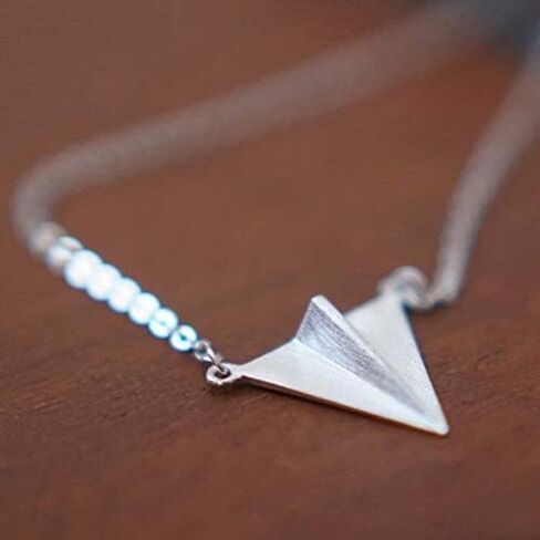 YOOE Triangle Origami Paper Airplane Necklace,Geometric Paper Plane Necklace Simple Triangle Paper Airplane Necklace for Women Couple Girls in Kuwait