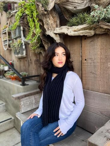 Humble Hilo Knitted Scarves Soft Warm Cozy Scarf Chunky Knit Scarf for Fall and Winter in Saudi Arabia