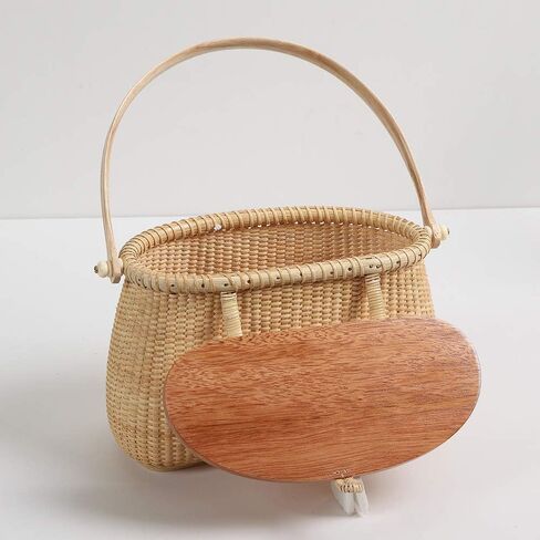 Nantucket Basket Tall Crescent Purse Cane-on-cane weave Rattan Bag for Women Bag in Kuwait
