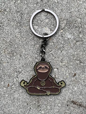 لوكي سلسلة مفاتيح معدنية على شكل حيوان الكسلان مع طلاء المينا متوسطة الحجم للتأمل لليوجا (قطعة واحدة)، فحمي، 2 انش, فحمي, 2" in Kuwait