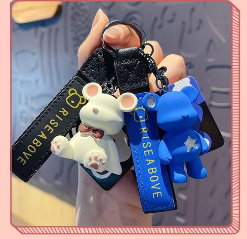 HSYHERE Men Women Boy Girl Cool Simple Fashionable Bowknot Star Bear Keychain Christmas Gift Bag Pendant Metal Key Ring in Saudi Arabia