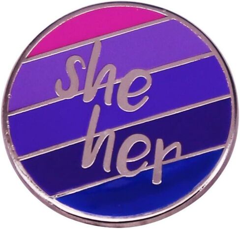 هي / لها ضمير المينا دبوس هي لها ثنائي الجنس فخر العلم دبوس مخصص دبابيس قميص طية صدر السترة المعلم حقيبة الظهر شارة الكرتون هدية دبابيس دبابيس للنساء in Kuwait