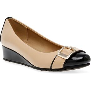 آن كلاين مورغان in Kuwait