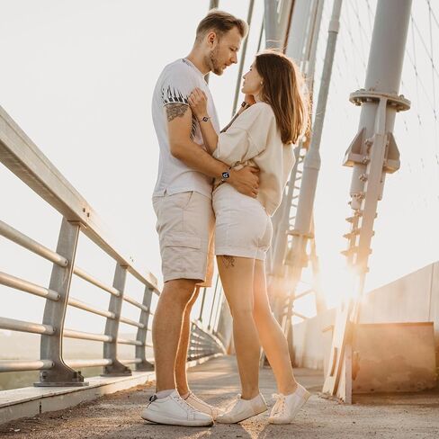 مجموعة مجوهرات من أساور اللمس لمسافات طويلة مكونة من قطعتين، سوار حب للاتصال الذكي عن بعد، الأشخاص من حولك أقرب من أي وقت مضى، بغض النظر عن مكان وجودهم/إرسال رسالة نصية قصيرة SOS، أساور العلاقة للأزواج، العشاق، الأسرة، الأطفال، الأصدقاء، المهرجانات، هدايا in Kuwait