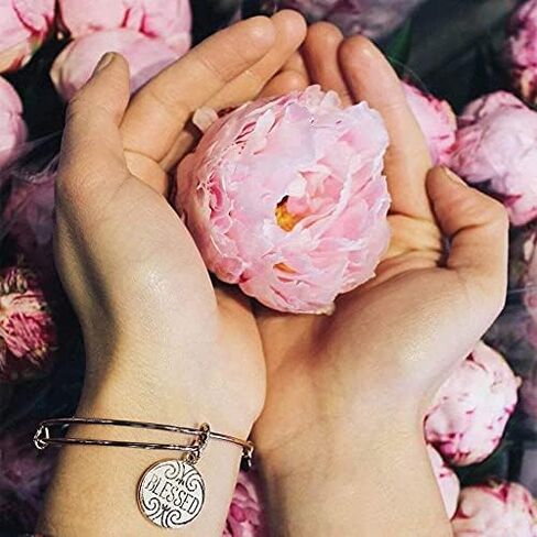 Alex and Ani Mantras + سوار ملهم قابل للتوسيع للنساء، سحر مبارك، لمسة نهائية من الذهب الوردي اللامع، من 2 إلى 3.5 بوصة، A18WAP04SR in Kuwait