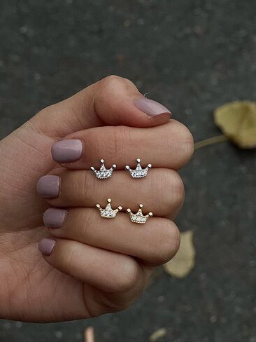 أقراط من الفضة/الذهب عيار 925 من الفضة الإسترليني CZ على شكل تاج الأميرة مع عمود فضي للفتيات in Kuwait