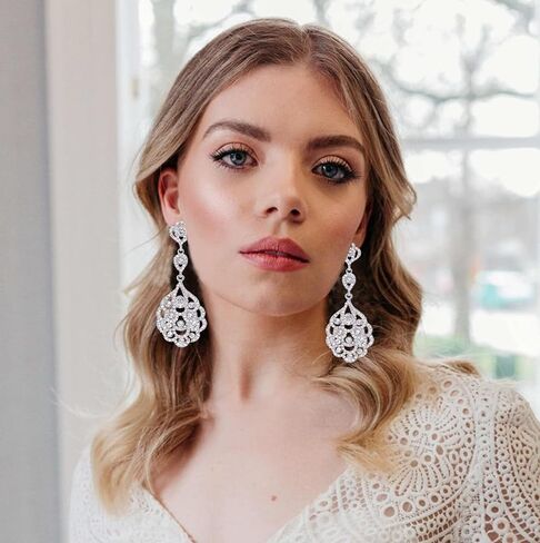 TRWWELL Rhinestone Wedding Bridal Teardrop Dangle Earrings Vintage Crystal Chandelier Earrings for Women Brides in Kuwait