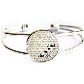 Just One More Chapter - قارئ - كتاب - سوار كلمات - مجوهرات القارئ - هدية لعشاق الكتب - أمين المكتبة. D0117 in Kuwait