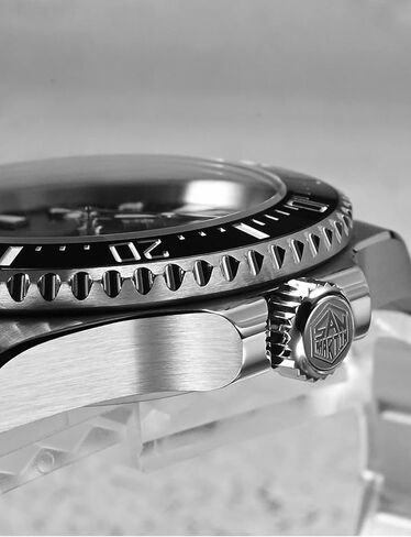 ساعات سان مارتن للغوص للرجال، ساعة يد أوتوماتيكية NH35 SN0111G بمينا من زجاج الياقوت وساعة فاخرة BGW9 مضيئة 30ATM للرجال مع مشبك قابل للتعديل in Kuwait