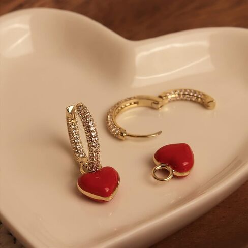 Sonateomber Small Heart Gold Hoop Earrings for Women - Sparkly Huggie Ring Circle Daily Jewelry Gift for Christmas Party in Saudi Arabia