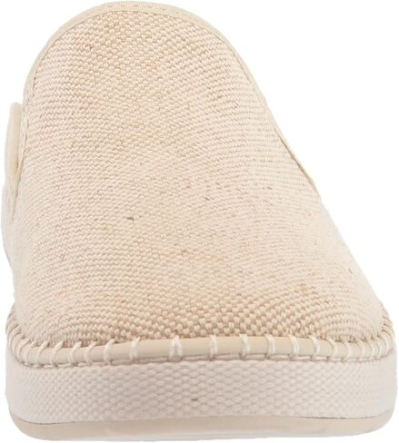 UGG Women's Delu Sneaker in Kuwait