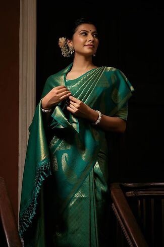 Vardha الساري الهندي للنساء الخام Banarasi Kanjeevaram الحرير ساري | ساري زفاف ديوالي الهندي وبلوزة غير مخيطة in Kuwait