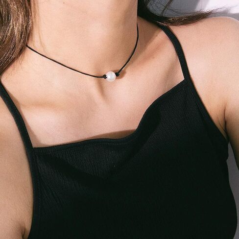 Small Bead Choker Necklace for Women Girls Cute Boho VSCO Beaded Necklaces Adjustable Beach Single Shell Seed Bead Necklace in Kuwait