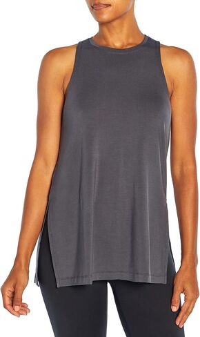 سترة نسائية بدون أكمام من مجموعة Balance Collection in Kuwait