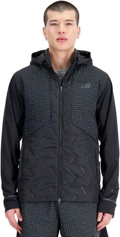 New Balance Men's Impact Run Luminous Heat Jacket in Saudi Arabia