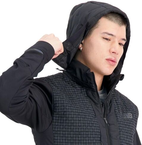 New Balance Men's Impact Run Luminous Heat Jacket in Saudi Arabia
